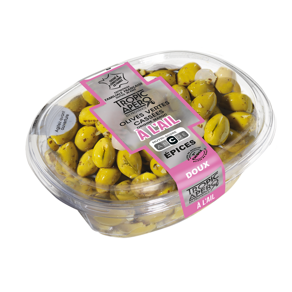 Olive verte cassée à l'ail, TROPIC APERO, barquette 250g