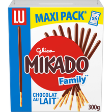 Biscuits nappés au chocolat au lait Mikado Family LU, paquet de 300g
